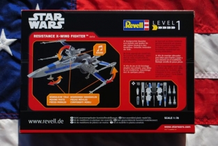 REV06753 RESISTANCE X-WING FIGHTER